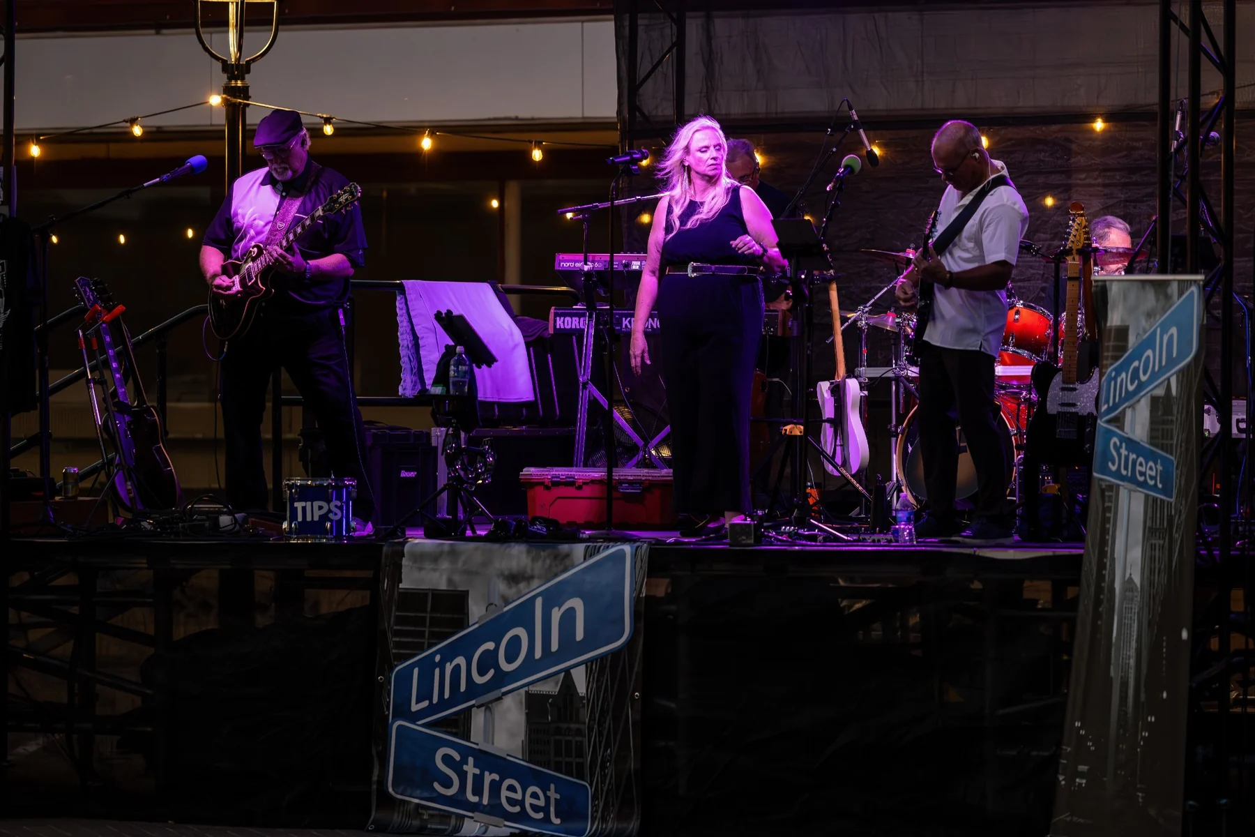 Lincoln Street Band live performance photo 3